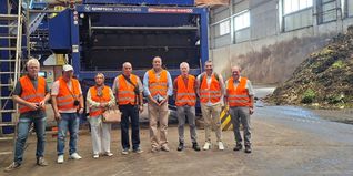 Die tunesische Delegation aus El Guettar zu Besuch beim Abfallwirtschaftsbetrieb des Landkreises Böblingen.